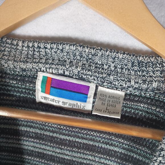 Vintage 80s Graphic Knit Deep V Cardigan Sweater, Large - Sweater Graphix - Picture 4 of 10